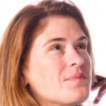 Profile picture of Julie Luzarraga